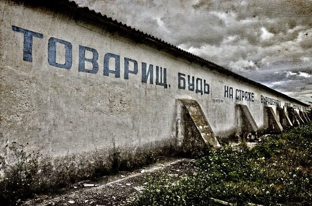 ¿Cómo hacer un eslogan para una escuela?