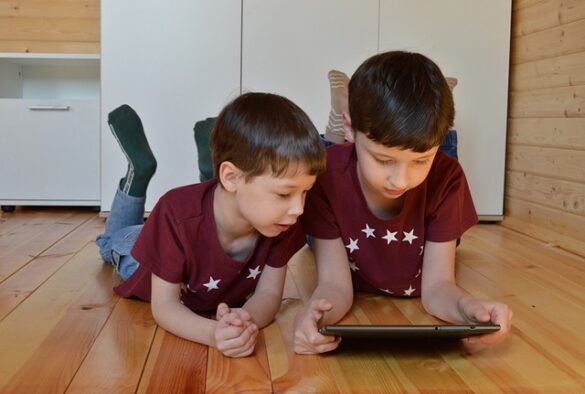 La Revolución de la Transformación Digital en la Gestión Escolar: Innovando el Futuro Educativo